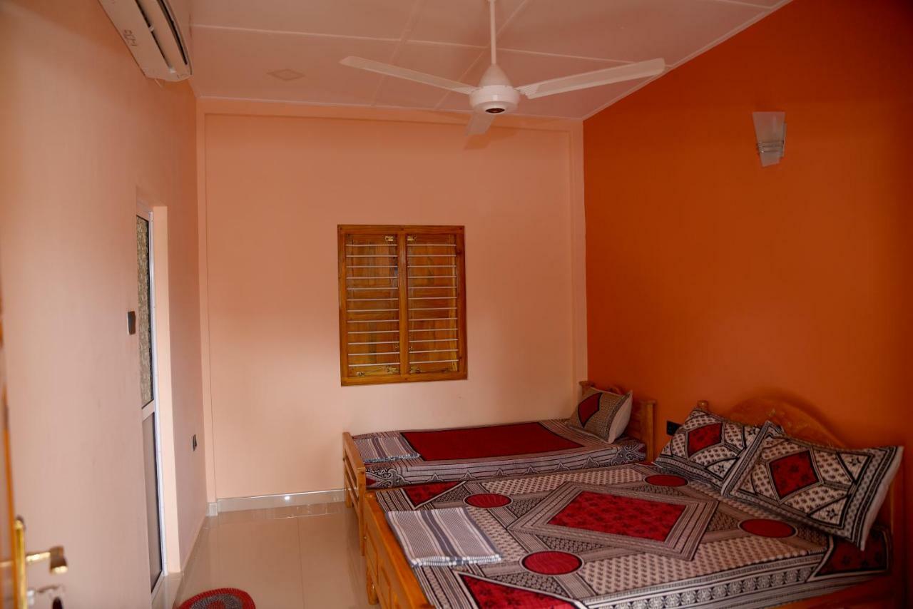 Tulip Guest Inn Point Pedro Extérieur photo